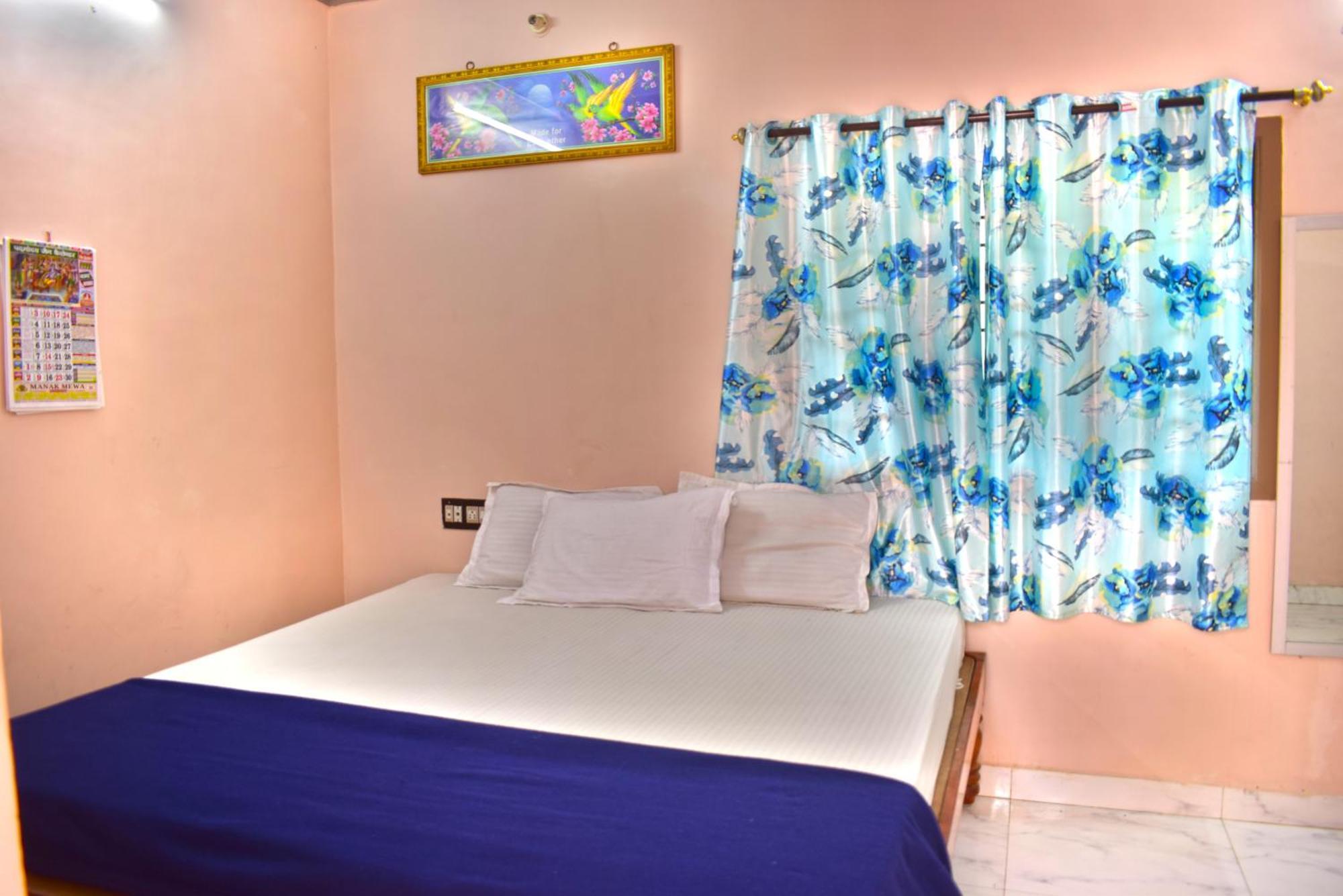 Jains Royal Palace Resorts Йелагери Экстерьер фото
