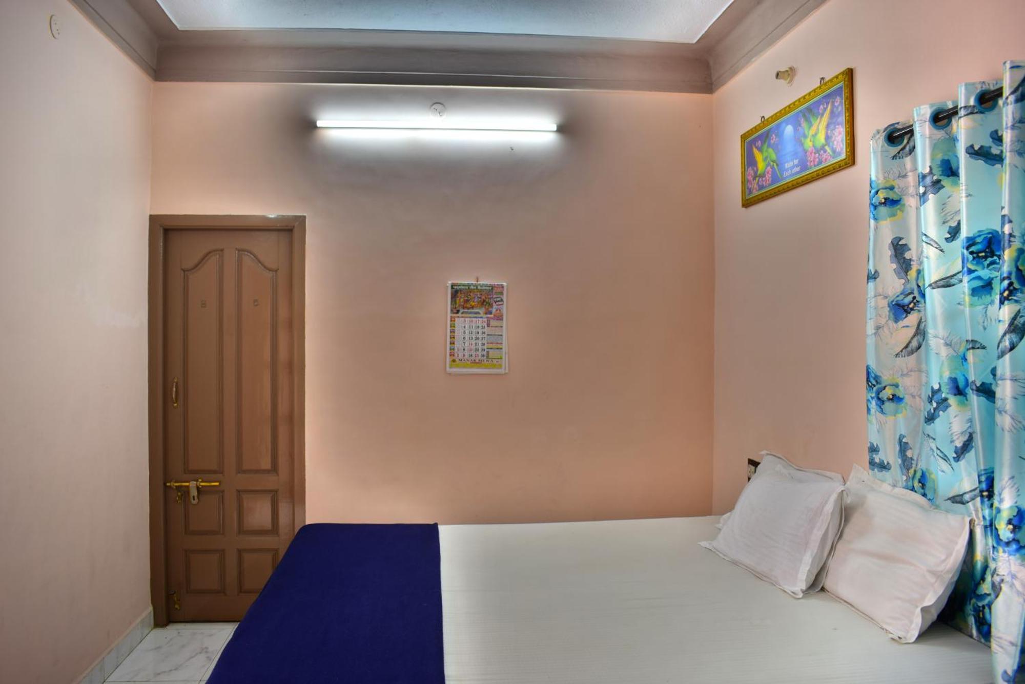 Jains Royal Palace Resorts Йелагери Экстерьер фото