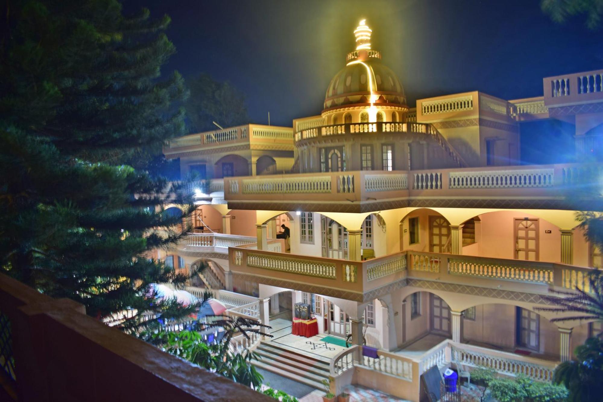 Jains Royal Palace Resorts Йелагери Экстерьер фото