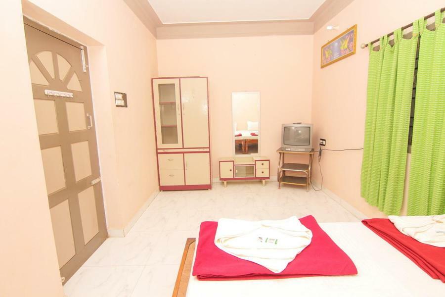 Jains Royal Palace Resorts Йелагери Экстерьер фото