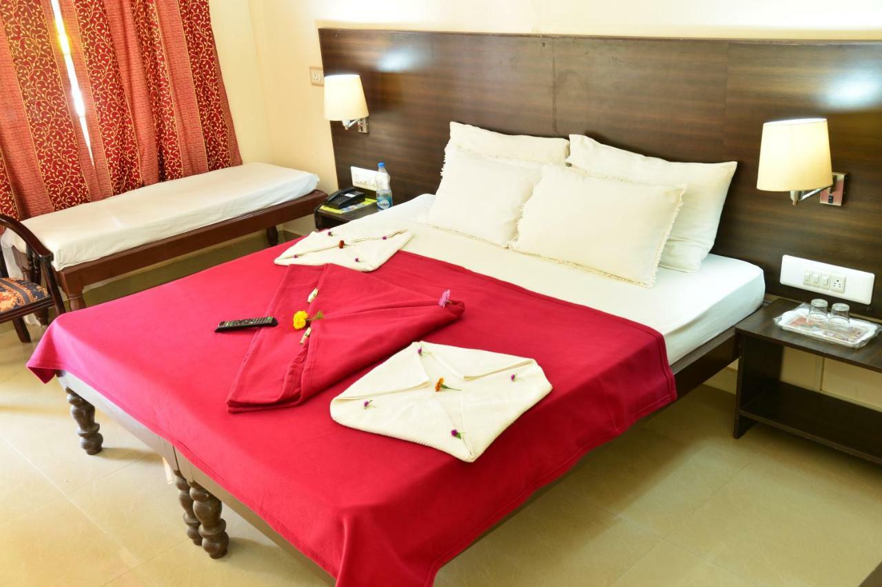 Jains Royal Palace Resorts Йелагери Экстерьер фото